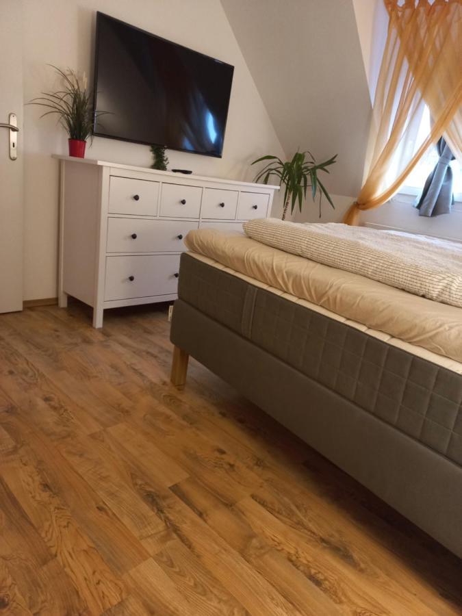 A-M Condominium Veszprem Bagian luar foto