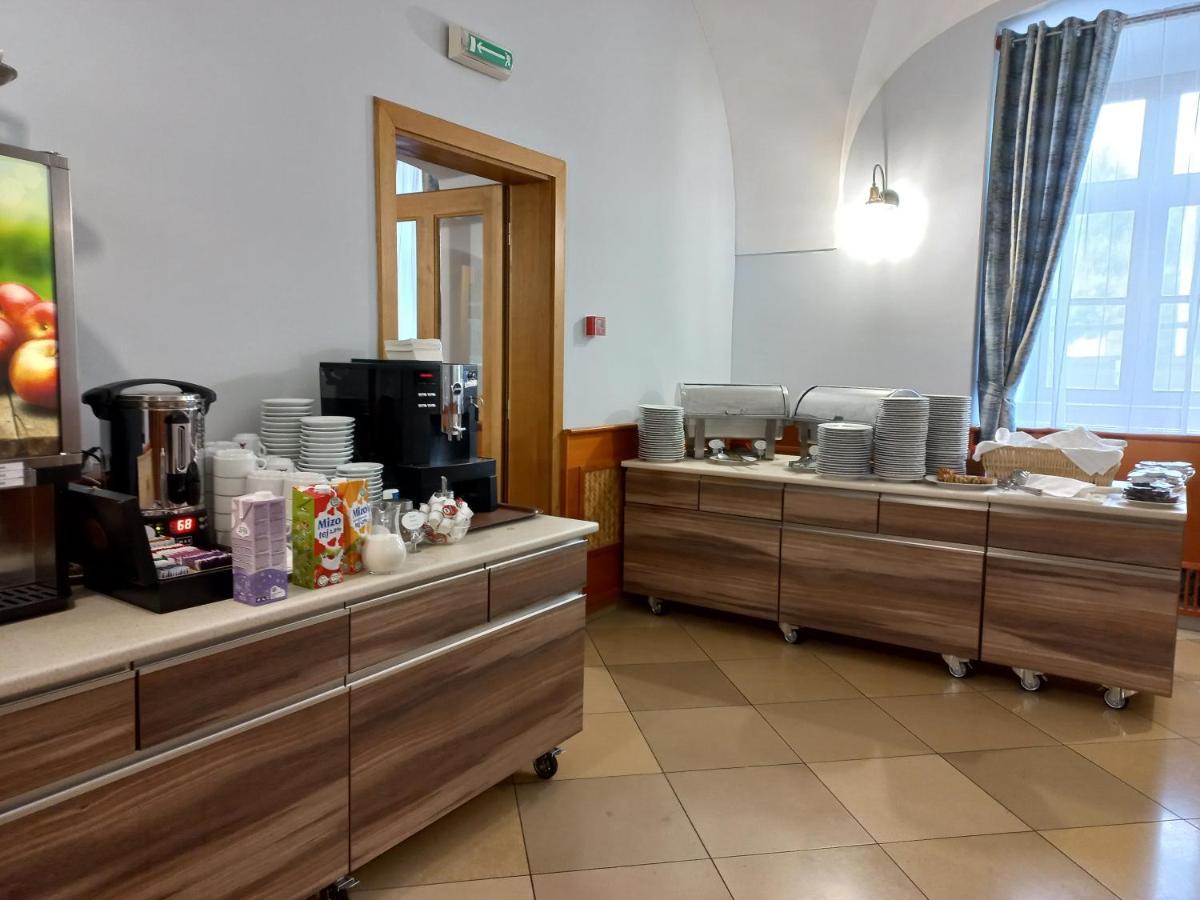 A-M Condominium Veszprem Bagian luar foto